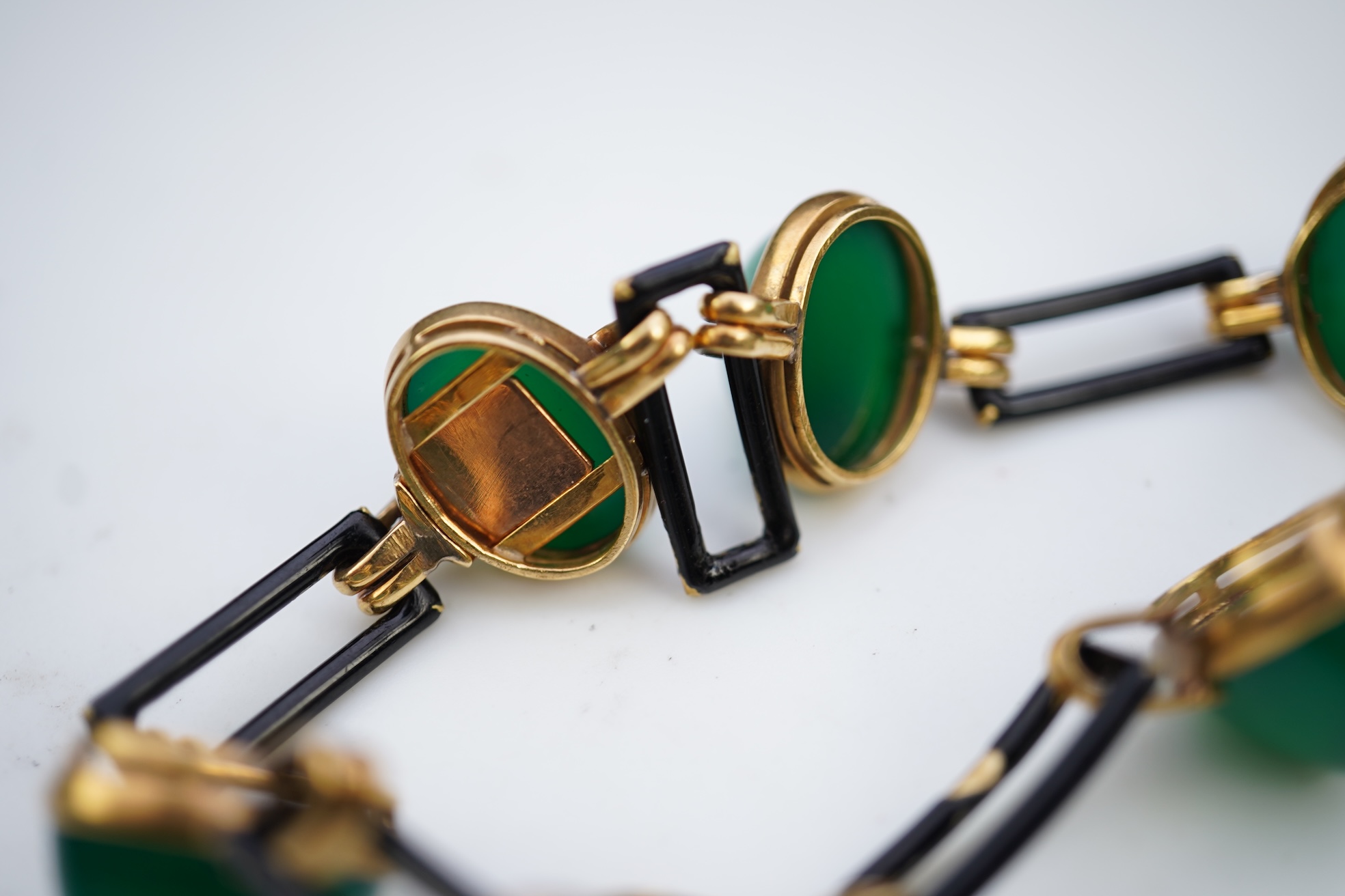 Georges Lenfant, a chalcedony and lacquer bracelet, mid 20th century